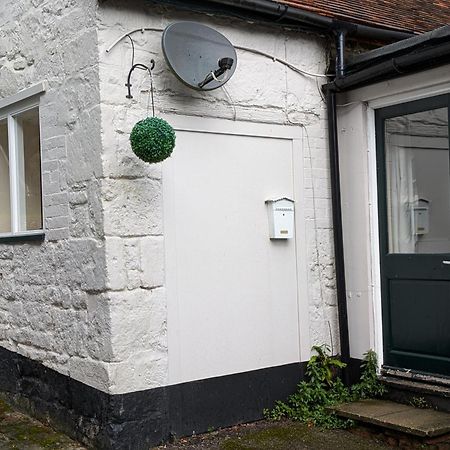 Little Brewers Escape To The Foot Of Gold Hill Dorset Apartment Шафтсбъри Екстериор снимка