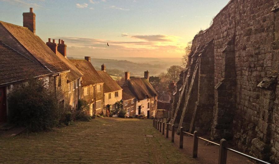 Little Brewers Escape To The Foot Of Gold Hill Dorset Apartment Шафтсбъри Екстериор снимка