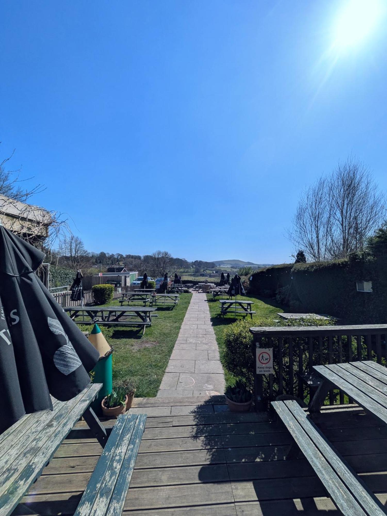 Little Brewers Escape To The Foot Of Gold Hill Dorset Apartment Шафтсбъри Екстериор снимка